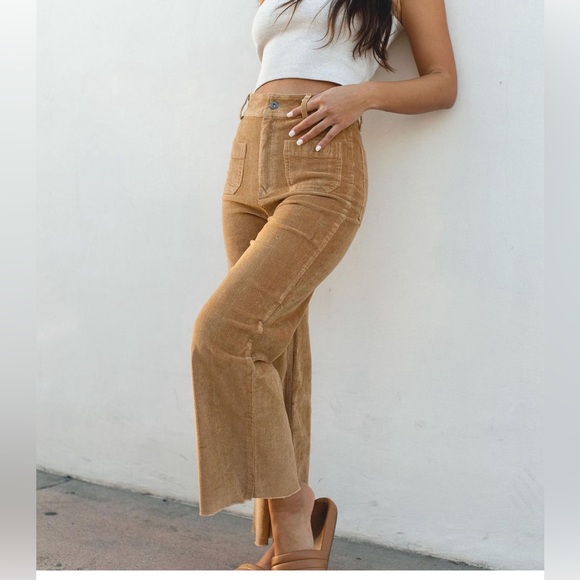 Solai Corduroy Pants - Picture 2 of 7